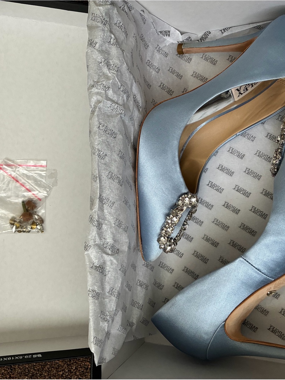 Badgley Mischka Cher Crystal Buckle Pumps Azure Blue Satin - Picture 4 of 4
